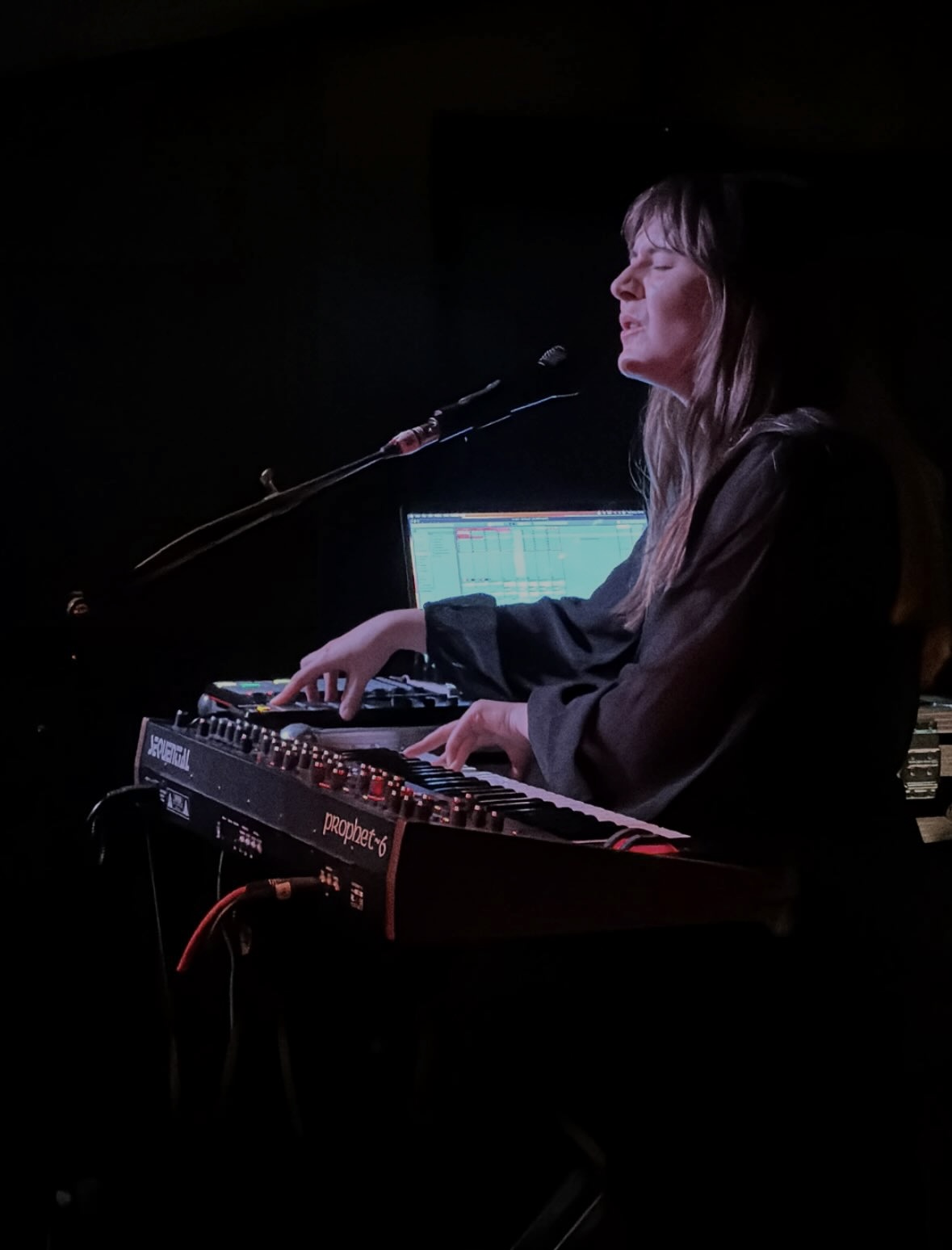 Lucy Gooch performing live